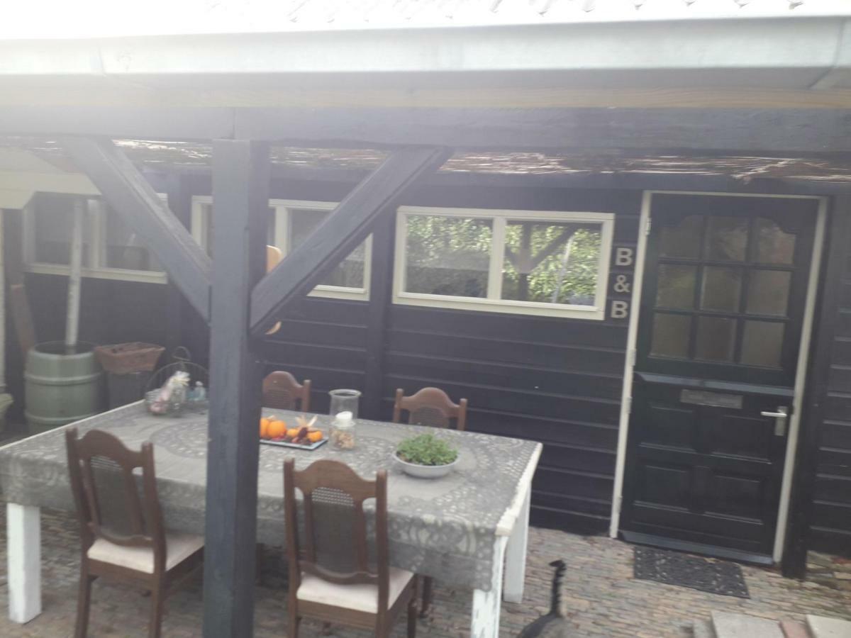 Anneke'S Bed En Botterhammeke Apartman Woensdrecht Kültér fotó